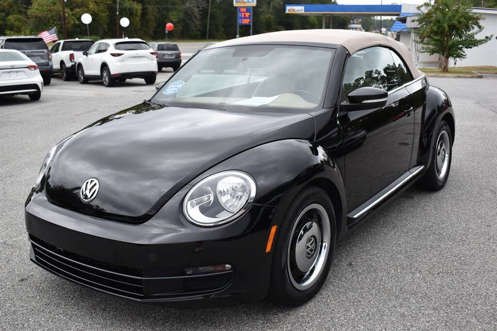 2013 Volkswagen Beetle 2.5L Convertible