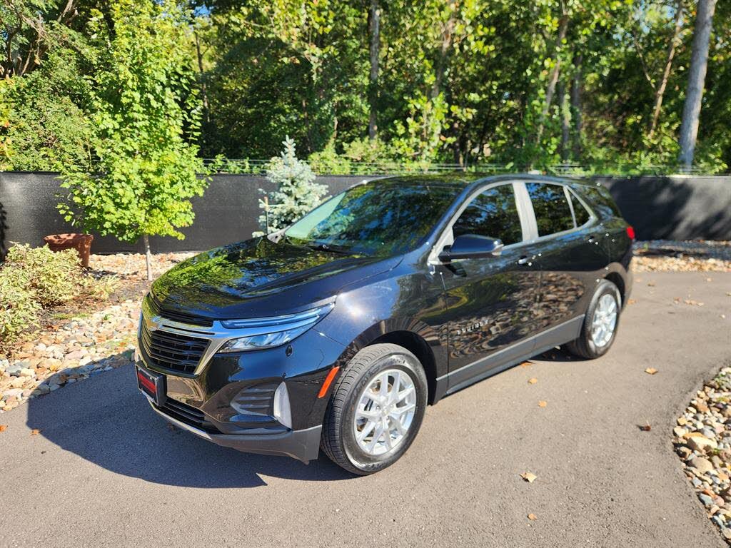2022 Chevrolet Equinox LT AWD with 1LT