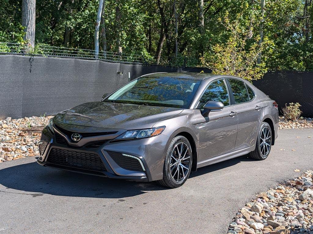 2023 Toyota Camry SE FWD