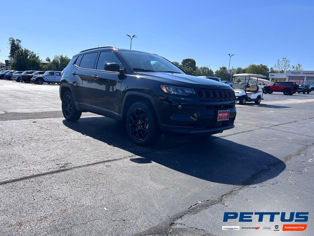 2026 Jeep Compass Latitude 4WD