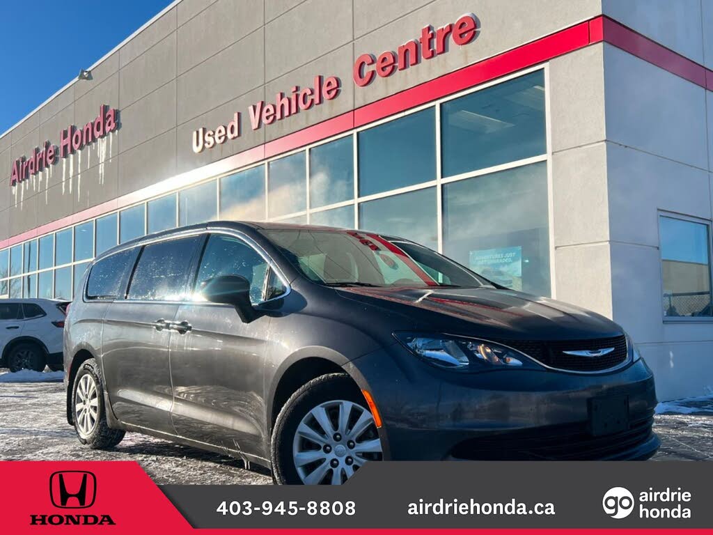 Chrysler Pacifica LX FWD 2018