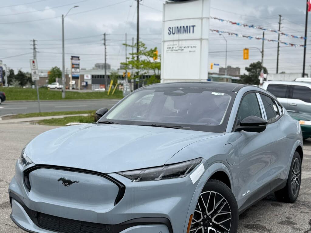 Ford Mustang Mach-E Premium AWD 2025
