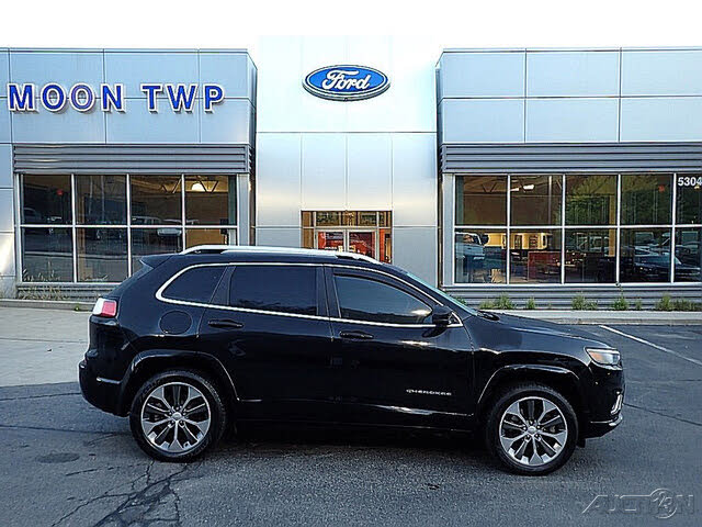 2019 Jeep Cherokee Overland 4WD