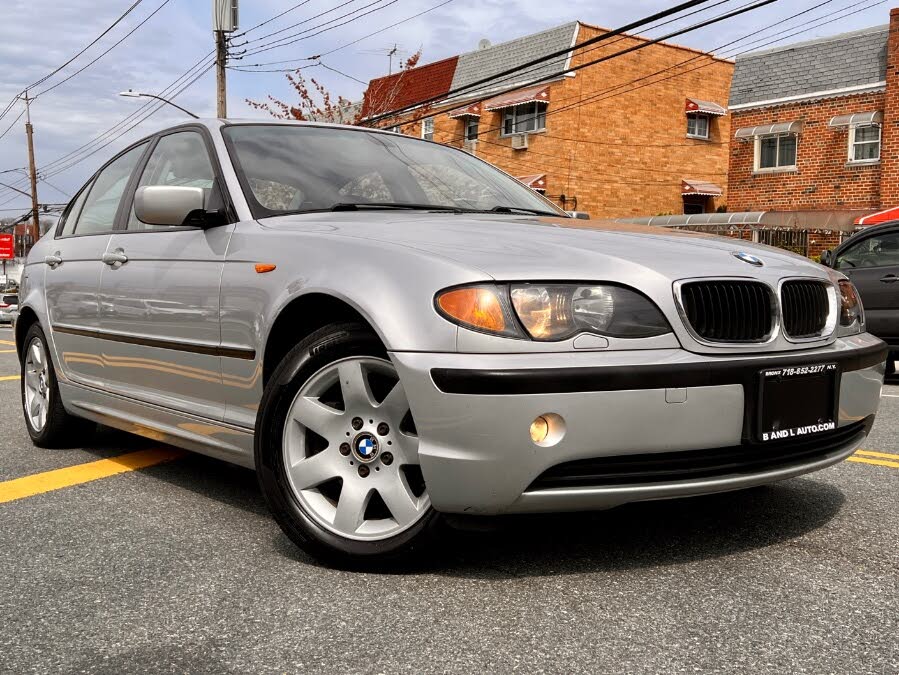 2003 BMW 3 Series 325xi Sedan AWD