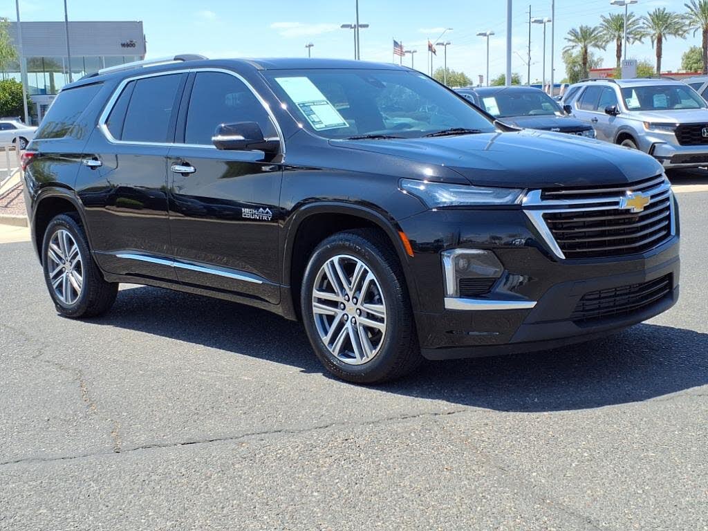 2023 Chevrolet Traverse High Country FWD