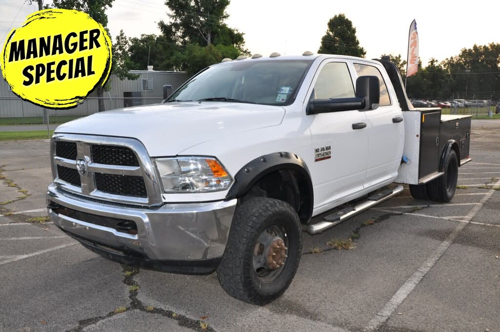2016 RAM 3500 Chassis Tradesman Crew Cab 4WD