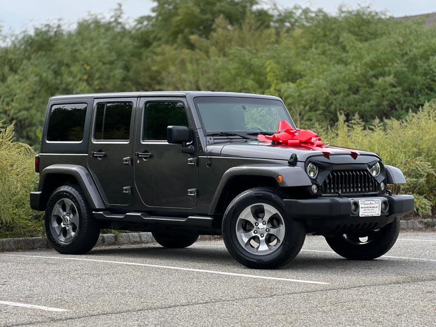 2018 Jeep Wrangler JK Unlimited Sahara 4WD