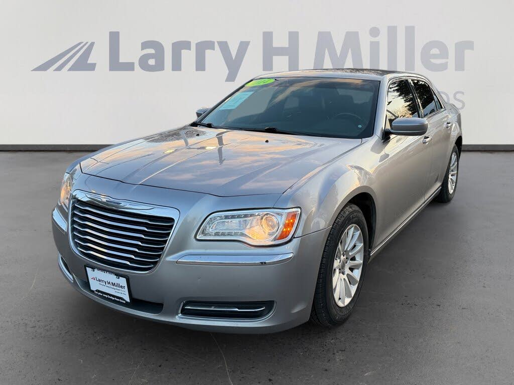 2014 Chrysler 300 Touring RWD