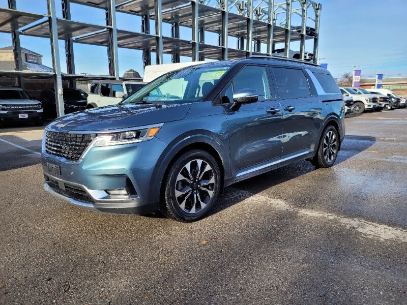 2022 Kia Carnival EX FWD