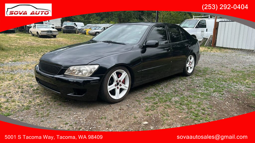 2001 Lexus IS 300 Sedan RWD