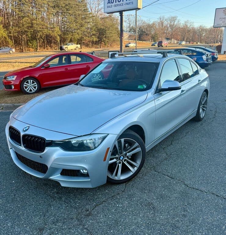 2017 BMW 3 Series 330i Sedan RWD
