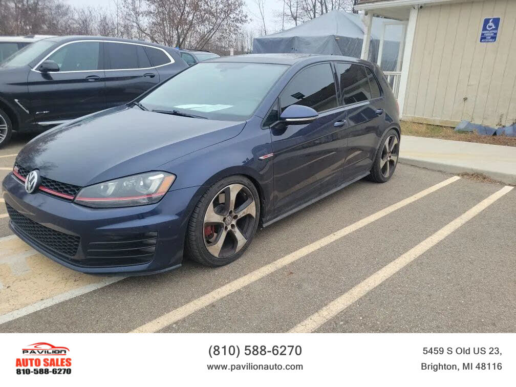 2017 Volkswagen Golf GTI 2.0T Sport 4-Door FWD