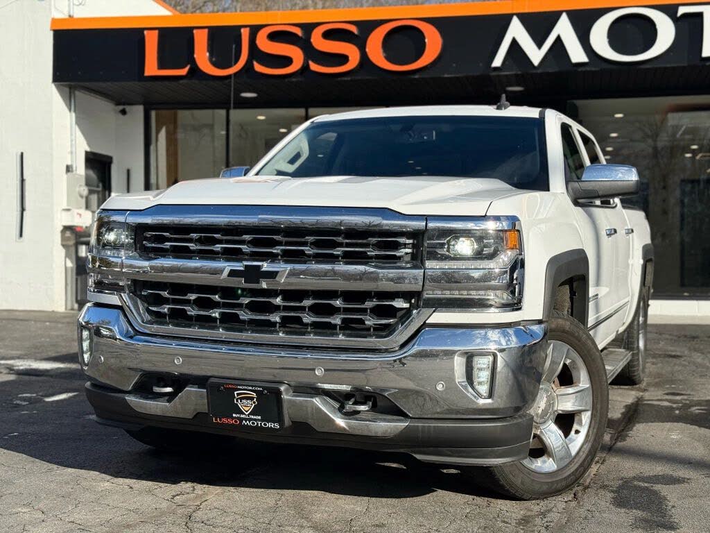 2018 Chevrolet Silverado 1500 LTZ Crew Cab 4WD