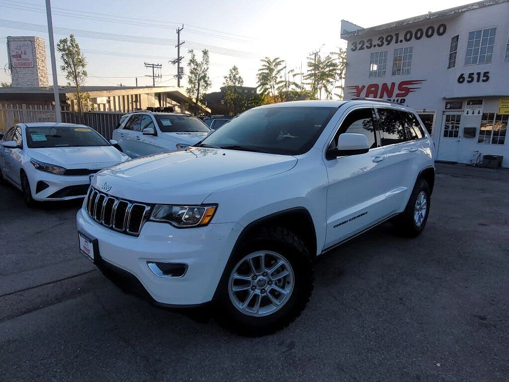 2019 Jeep Grand Cherokee Laredo E RWD