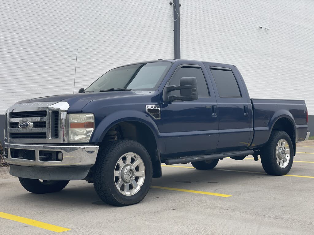 2010 Ford F-250 Super Duty Lariat Crew Cab 4WD
