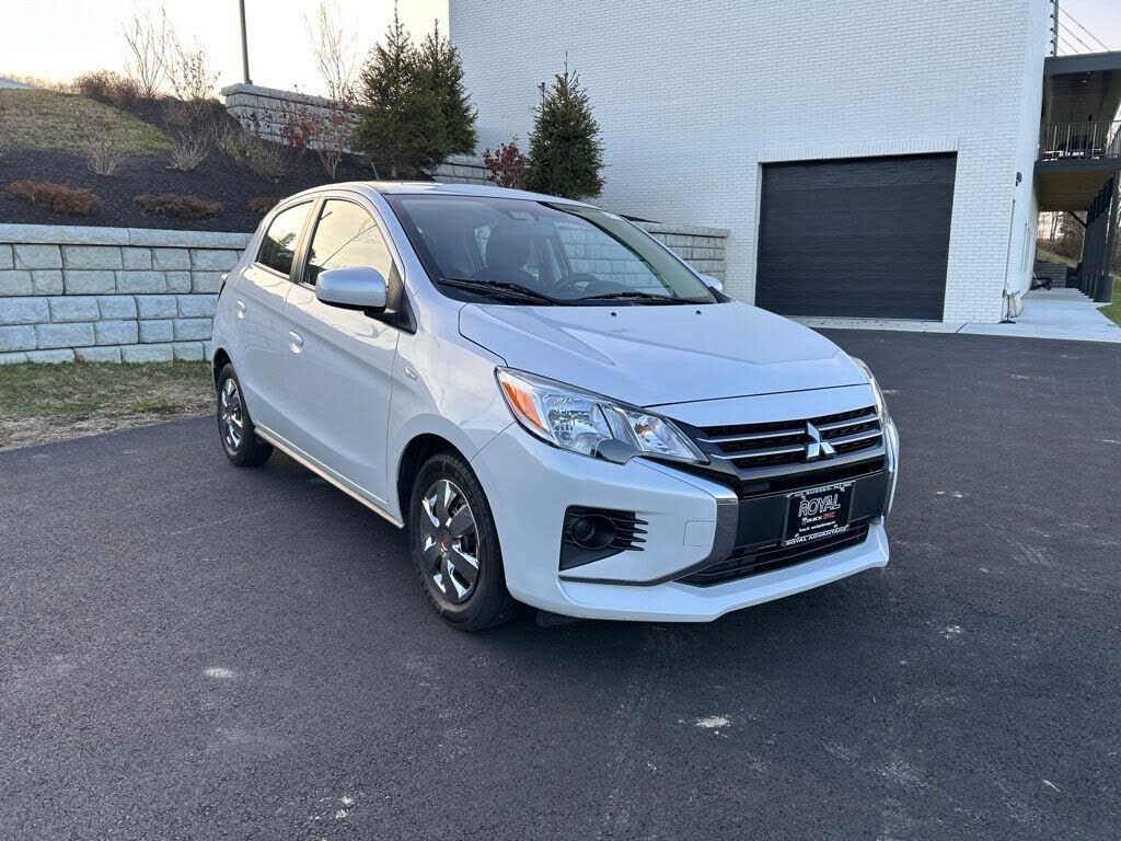 2022 Mitsubishi Mirage ES FWD