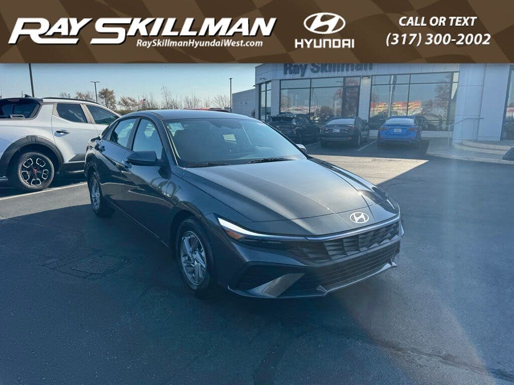 2026 Hyundai Elantra SE FWD