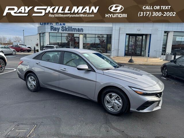 2026 Hyundai Elantra SE FWD