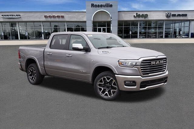2026 RAM 1500 Laramie Crew Cab 4WD