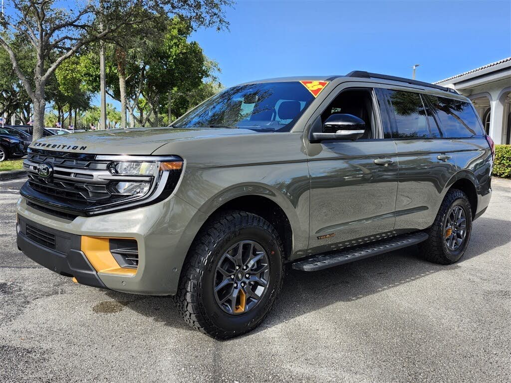 2025 Ford Expedition Tremor 4WD