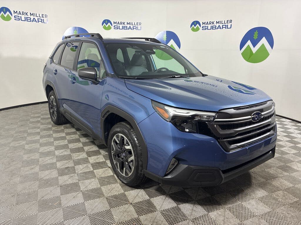 2025 Subaru Forester Premium Crossover AWD