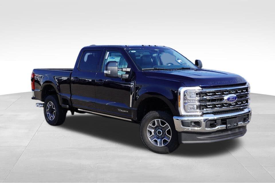 2025 Ford F-250 Super Duty Lariat Crew Cab 4WD