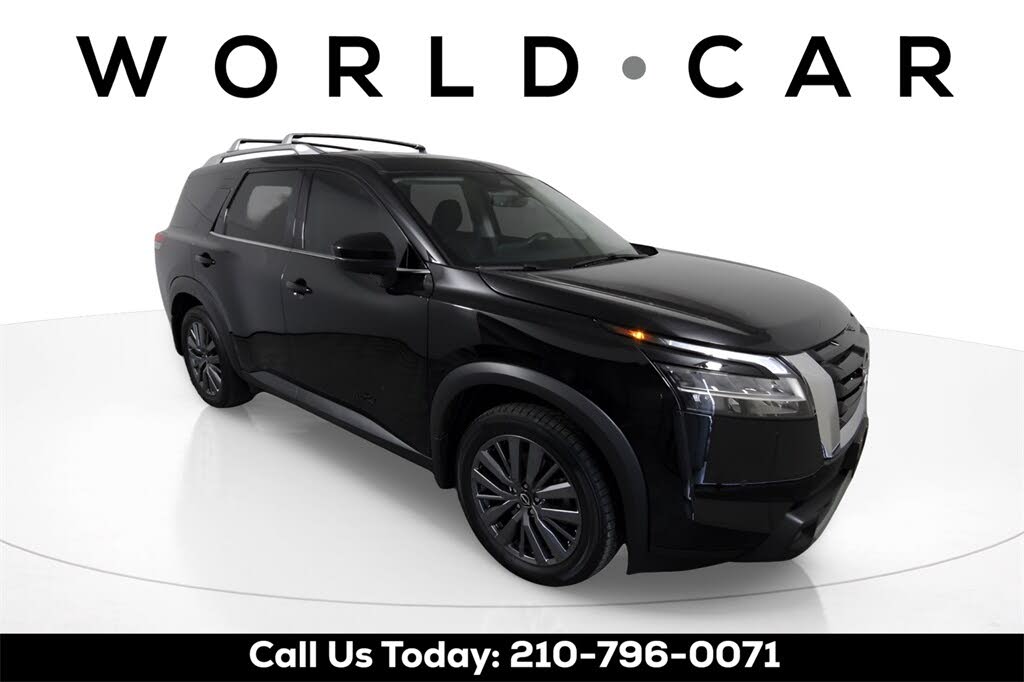 2024 Nissan Pathfinder SL FWD