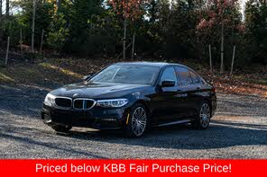 BMW 5 Series 530i Sedan RWD