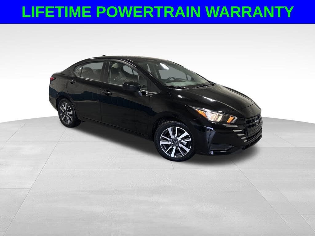 2023 Nissan Versa SV FWD