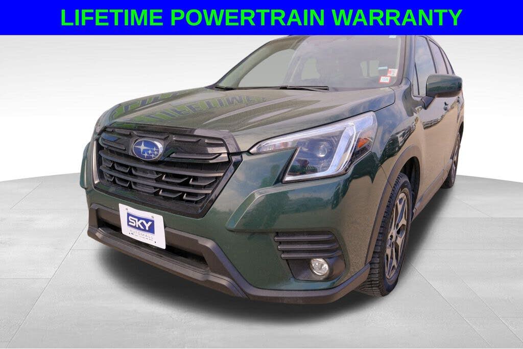 2024 Subaru Forester Premium Crossover AWD