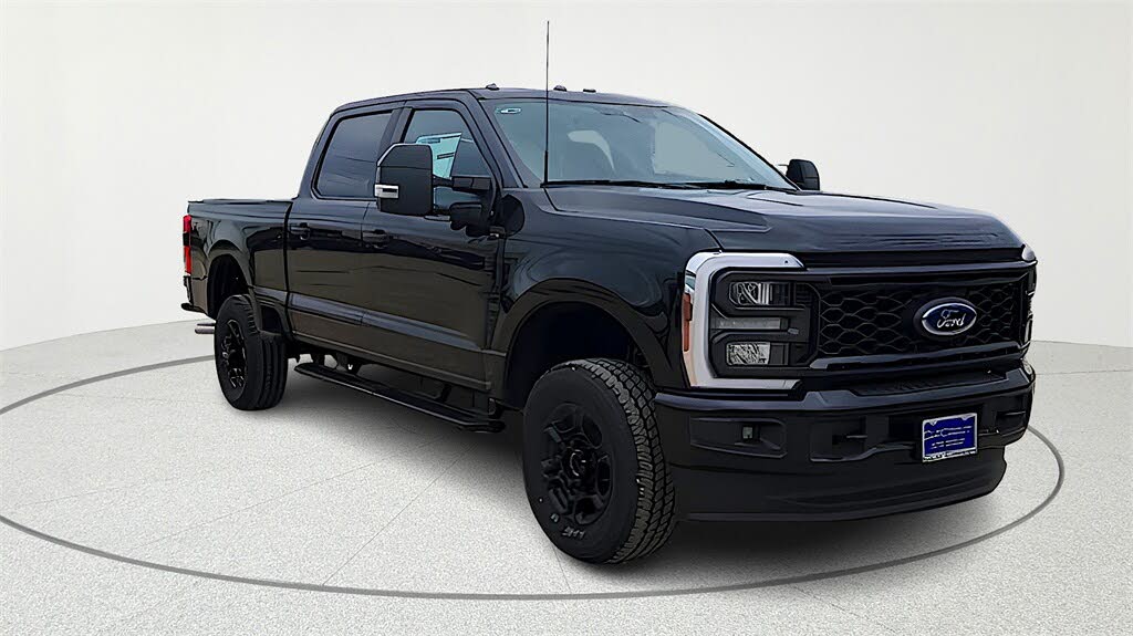 2026 Ford F-250 Super Duty XL Crew Cab 4WD