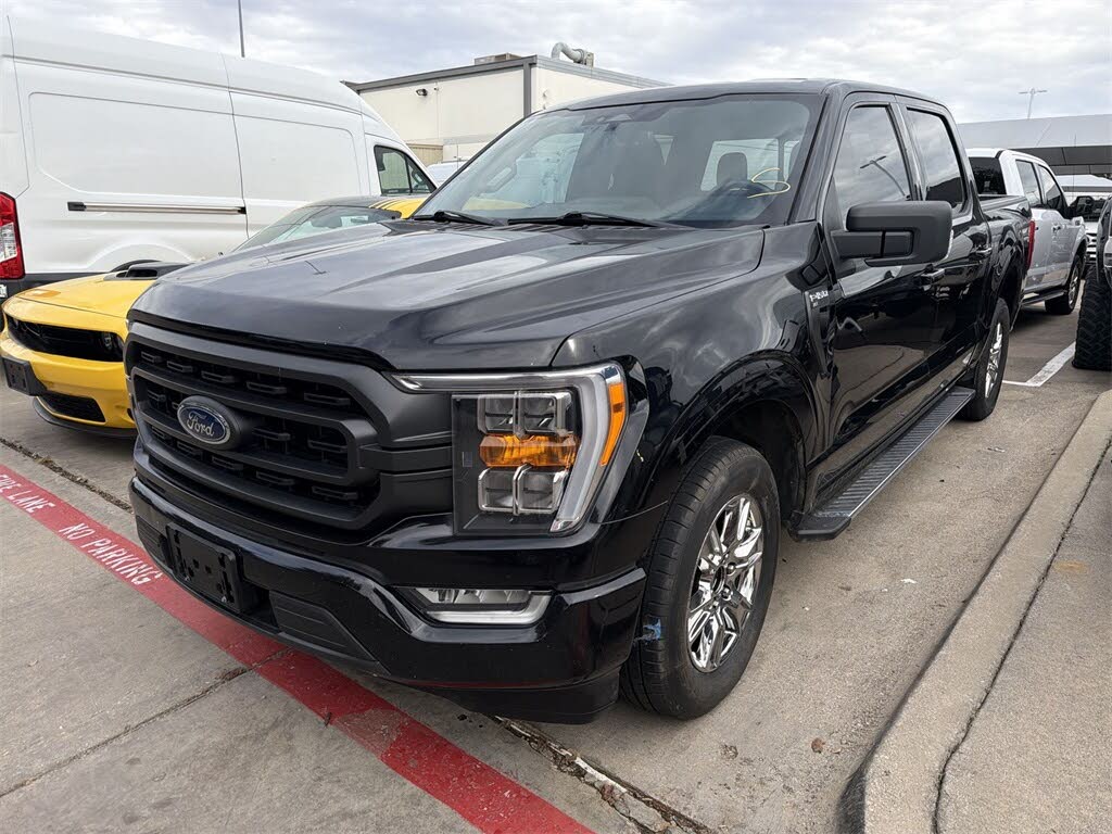 2022 Ford F-150 XLT SuperCrew RWD