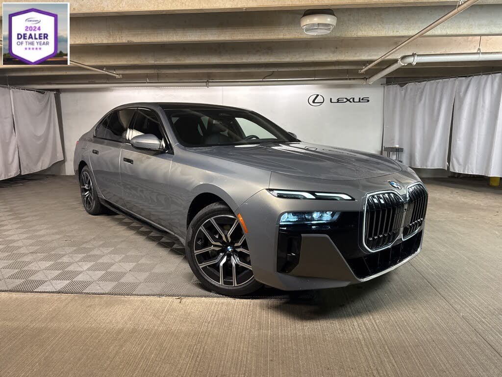 2023 BMW 7 Series 740i RWD