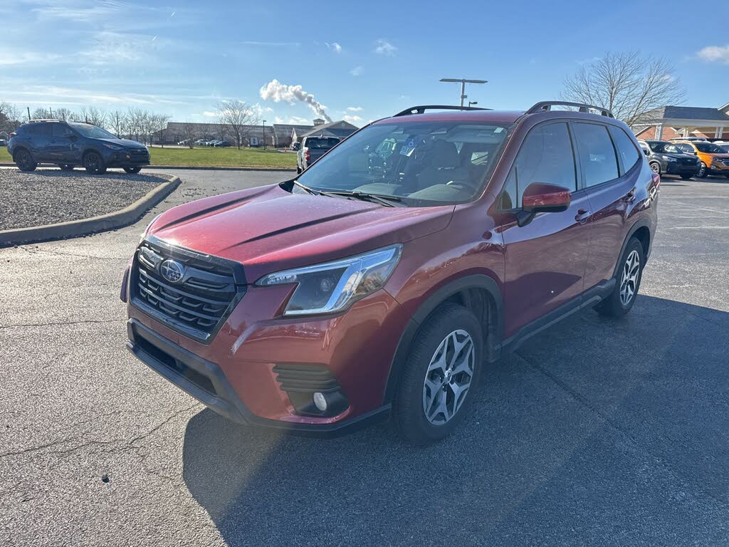 2023 Subaru Forester Premium Crossover AWD