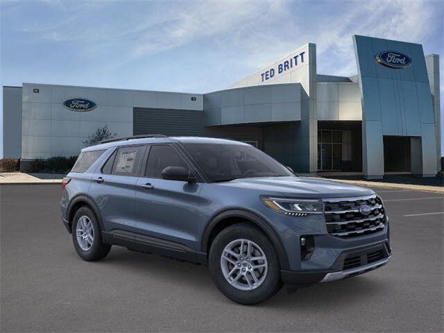 2026 Ford Explorer Active RWD