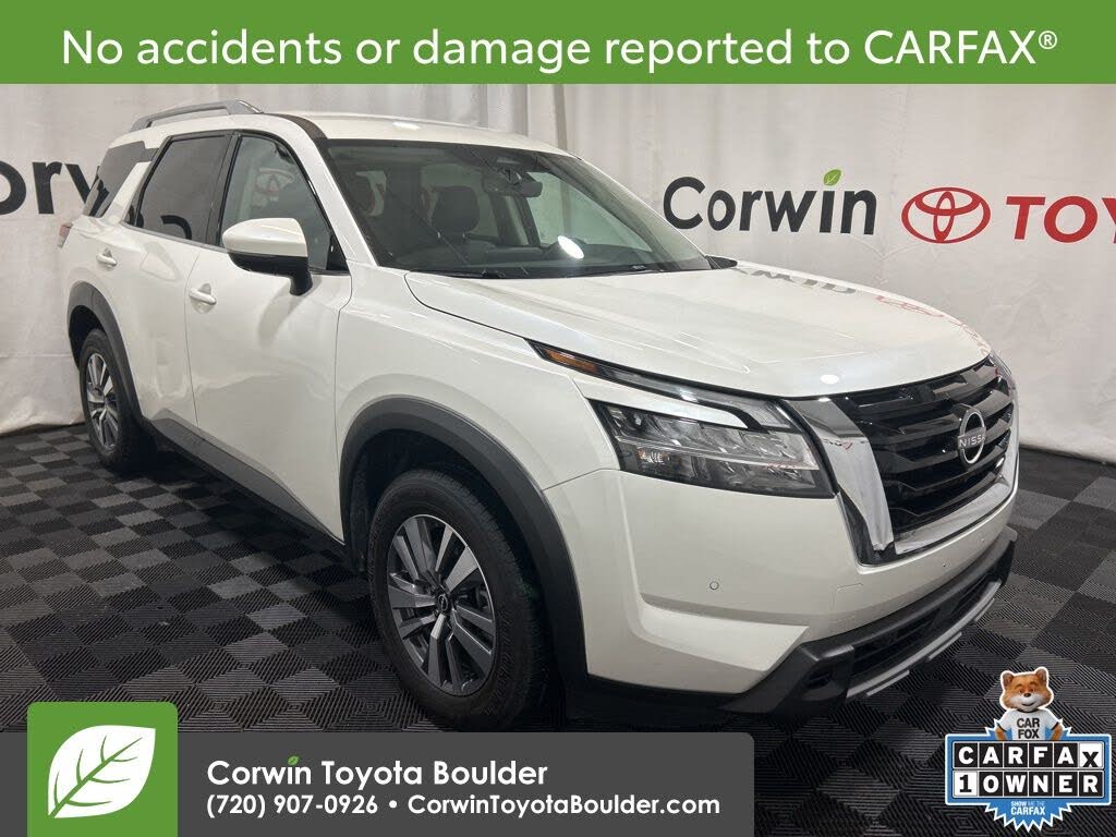 2023 Nissan Pathfinder SL 4WD