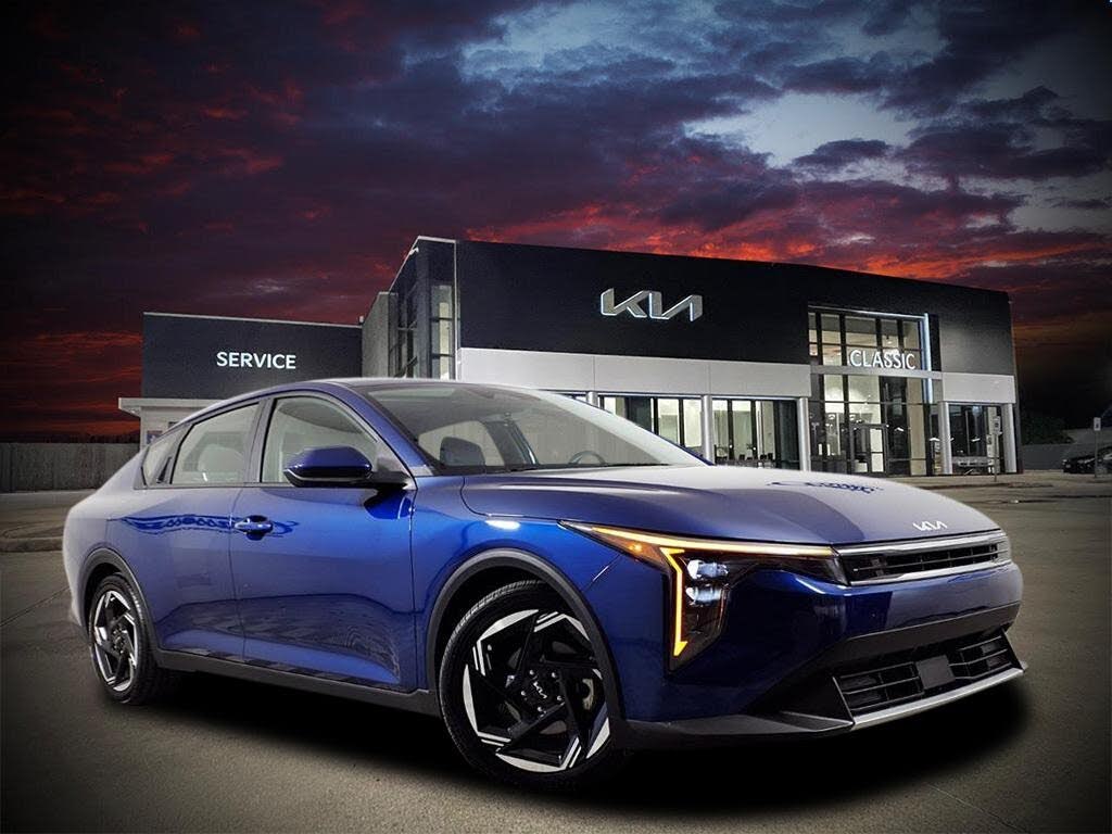 2025 Kia K4 EX FWD