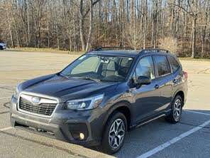 Subaru Forester Premium Crossover AWD