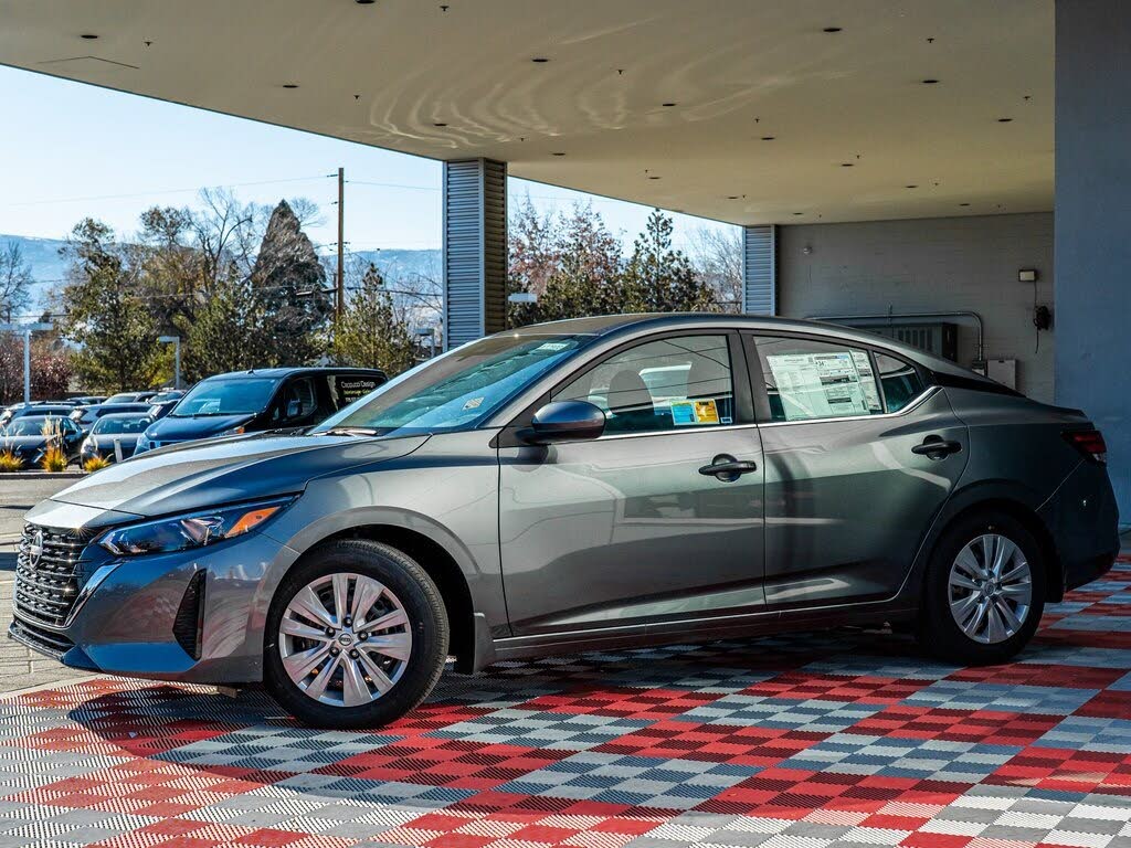 2025 Nissan Sentra S FWD