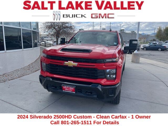 2024 Chevrolet Silverado 2500HD Custom Crew Cab 4WD
