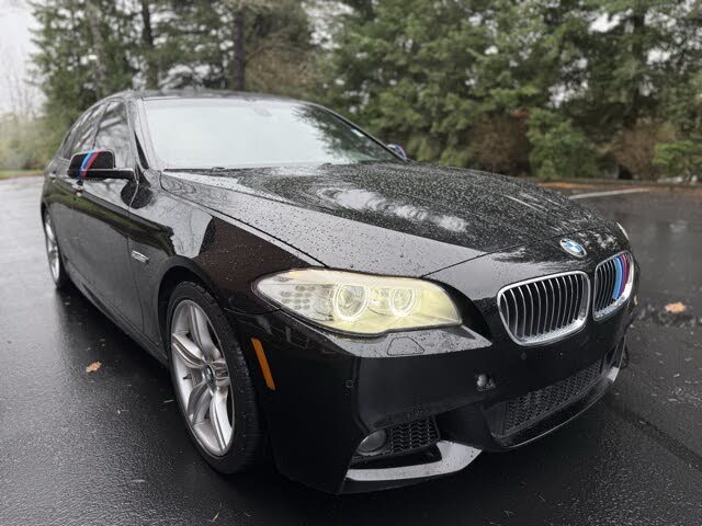 2013 BMW 5 Series 535i Sedan RWD