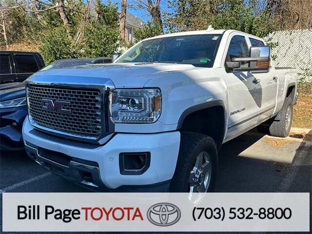 2015 GMC Sierra 2500HD Denali Crew Cab SB 4WD