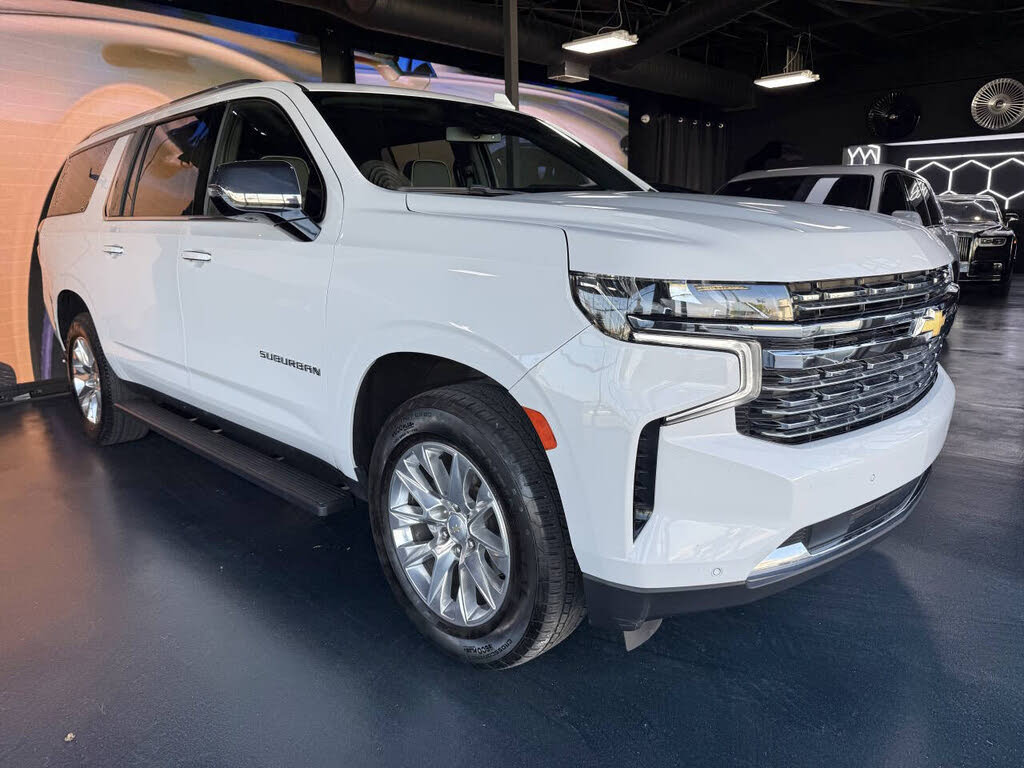 2023 Chevrolet Suburban Premier RWD