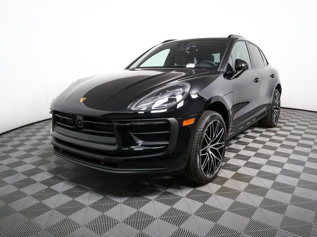 2024 Porsche Macan AWD