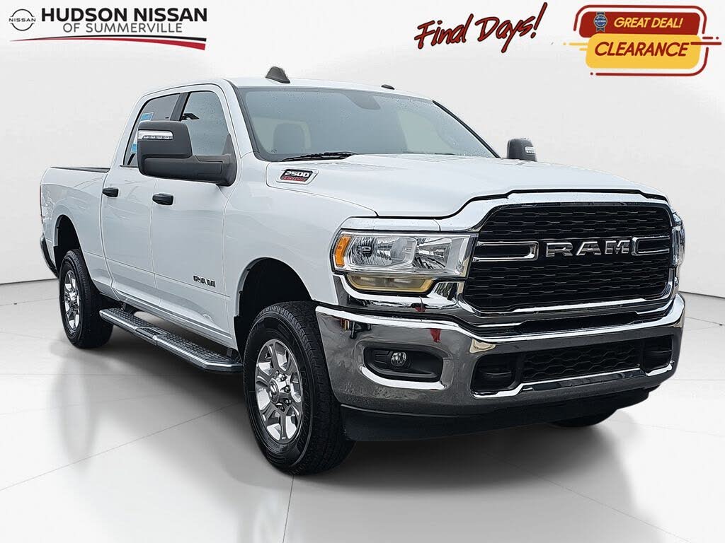 2024 RAM 2500 Big Horn Crew Cab 4WD