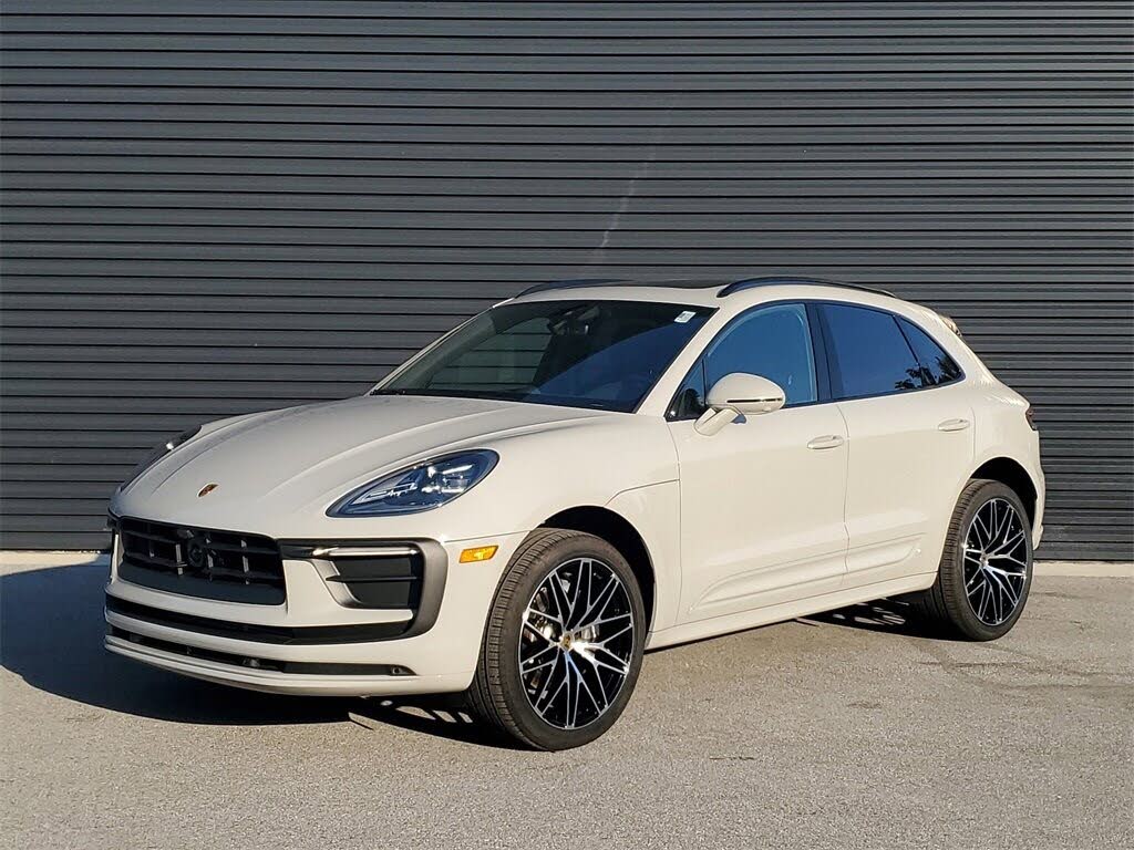 2025 Porsche Macan AWD