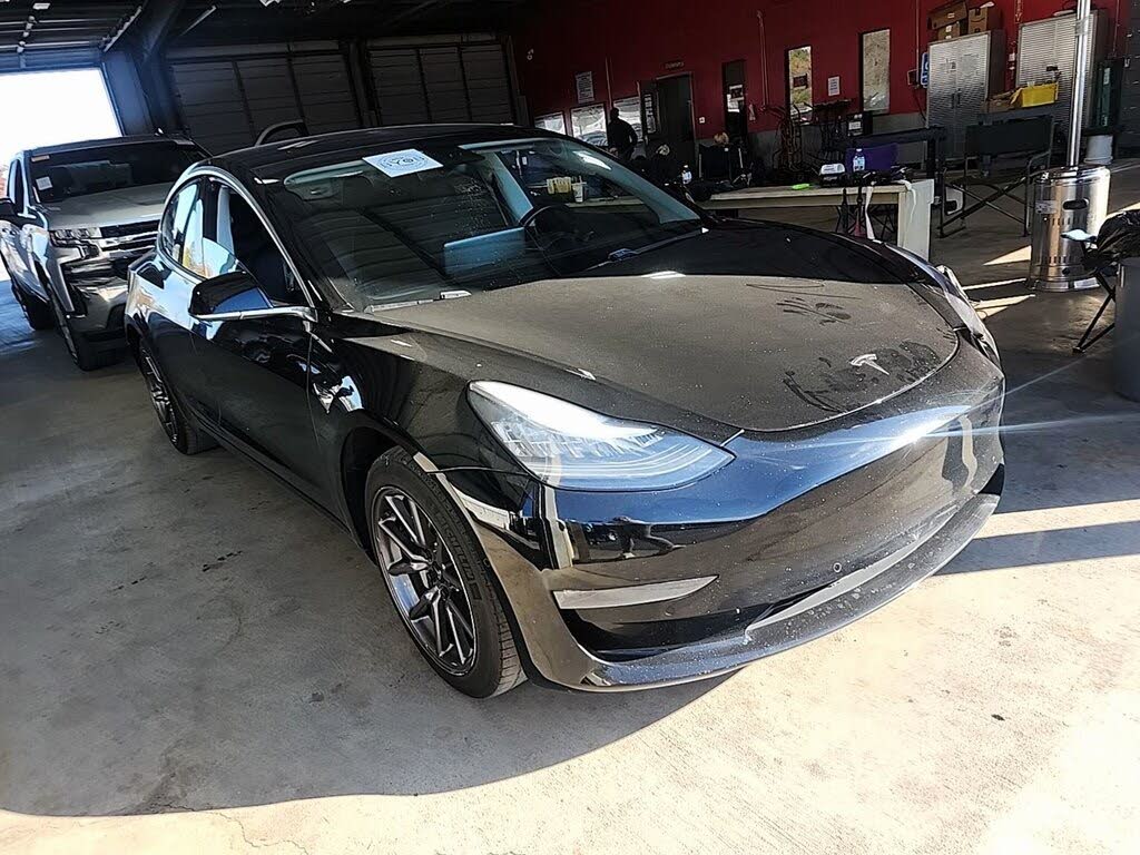 2018 Tesla Model 3 Long Range RWD