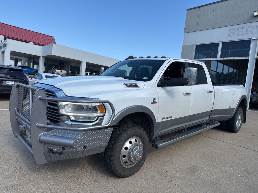 2019 RAM 3500 Laramie Crew Cab LB DRW 4WD