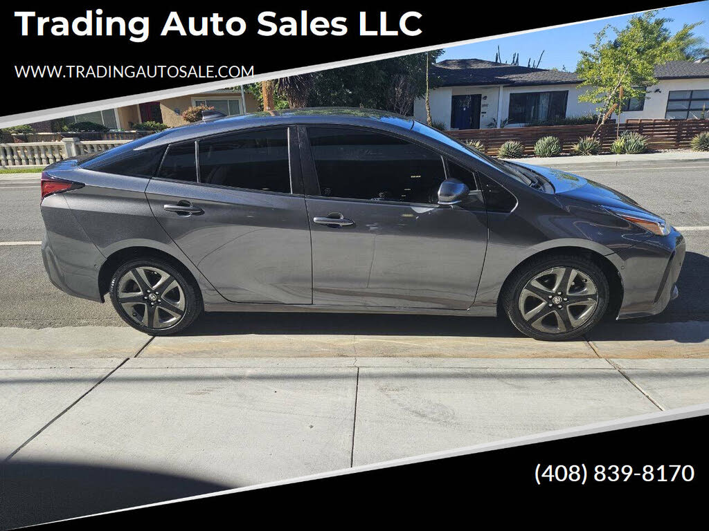 2021 Toyota Prius XLE FWD