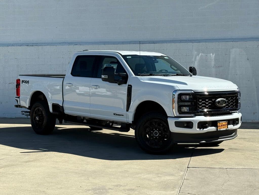 2026 Ford F-250 Super Duty Lariat Crew Cab 4WD
